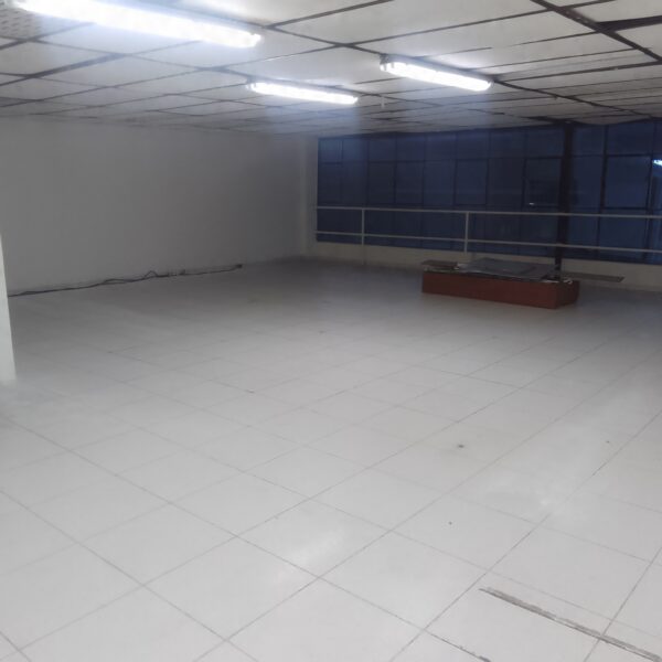 Arriendo local Barrio Carvaja - Imagen 16