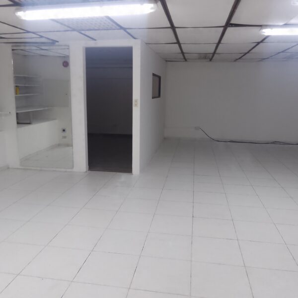Arriendo local Barrio Carvaja